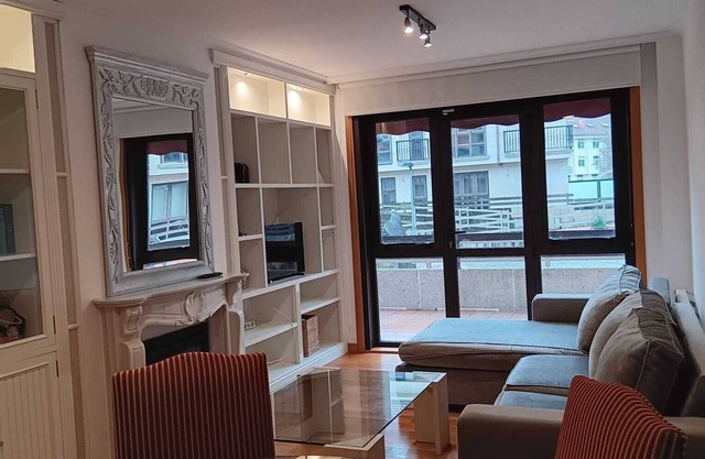 Fabulous 3-bedroom apartment, for 6 guests near Santiago de Compostela, Spain