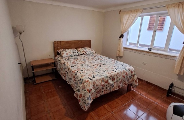 Fabulous 4-bedroom house with WiFi in Urubamba