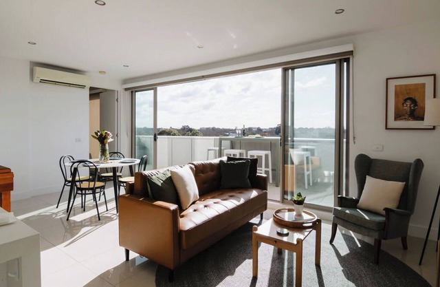 Fabulous Fitzroy with Parking