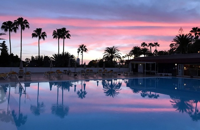 Fabulous penthouse with stunning sea views. 2 bedrooms. 24 h WIFI and other extras