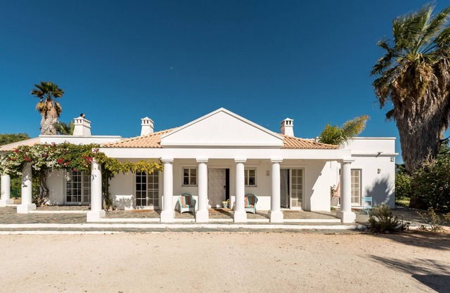 Fabulous Villa inserted in a property of 4000m2