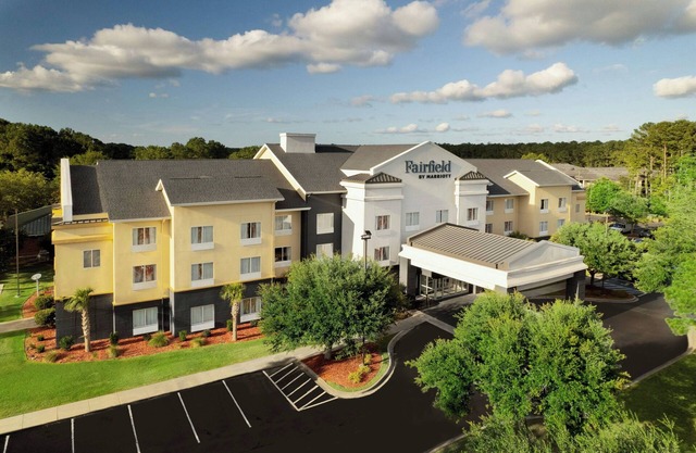 Fairfield Inn & Suites Charleston North/University Area