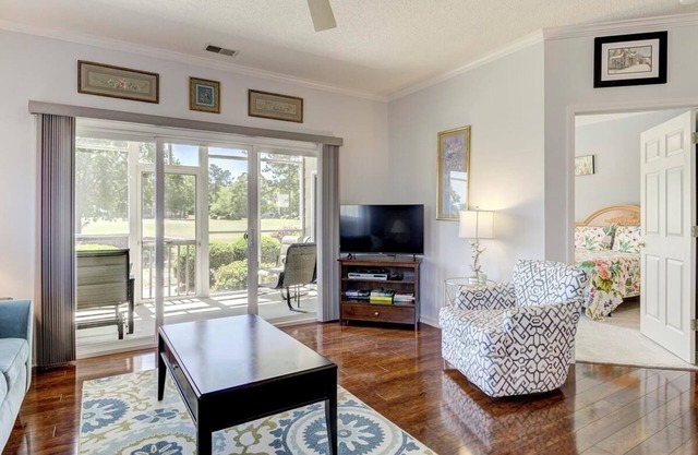 Fairway View: 2 BR, 2 BA Condominium in Leland, Sleeps 6