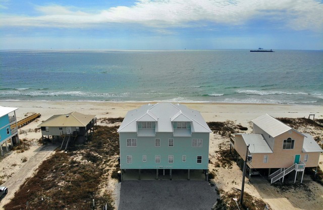 Fall Discounted! Beachfront and Updated!