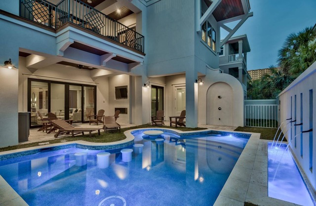 Fall Stays Available! Gulf Views! Private Heated Pool! Private Beach Access! Pet Friendly!