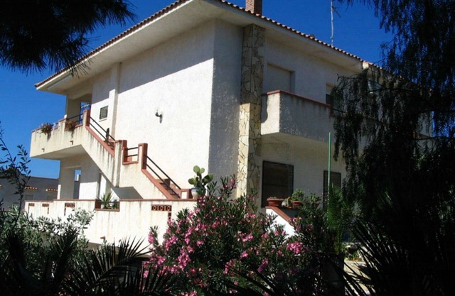 Family apartment with children 200 m from the sea-tennis court .