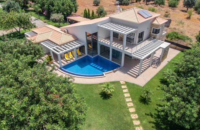 Family country house