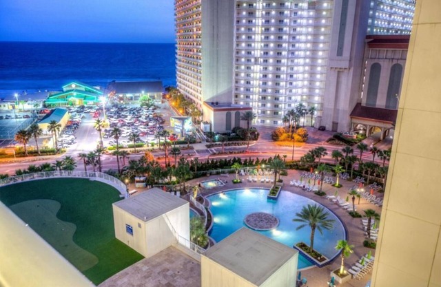 Family Friendly 6th floor1Bedroom+bunks High chair.Crib.Beach Chairs and towels