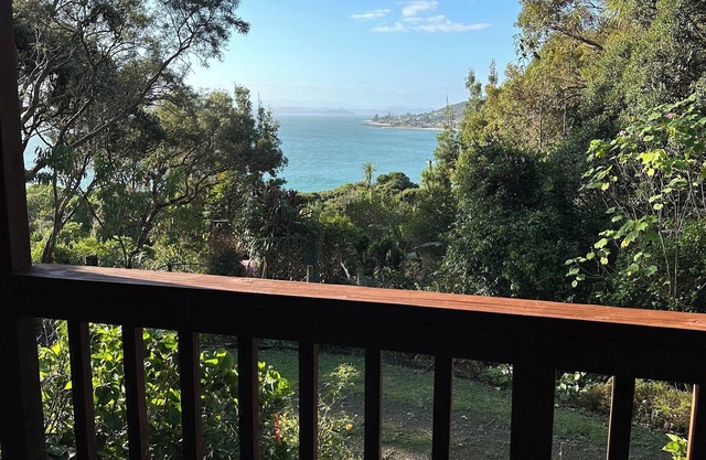 Family Friendly Bach n5 minutes walk to beachnPet friendly nKids rumpus room!