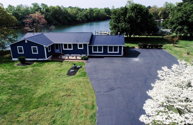 FAMILY FRIENDLY CREEKSIDE GETAWAY - HIDEAWAY AND ENJOY THE FAMILY MOMENTS