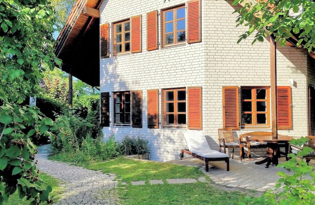 Family-friendly & relaxed with sauna & calm garden