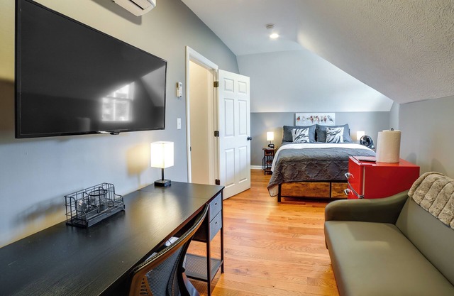 Family-friendly Shadyside Gem Near Dtwn Pittsburgh
