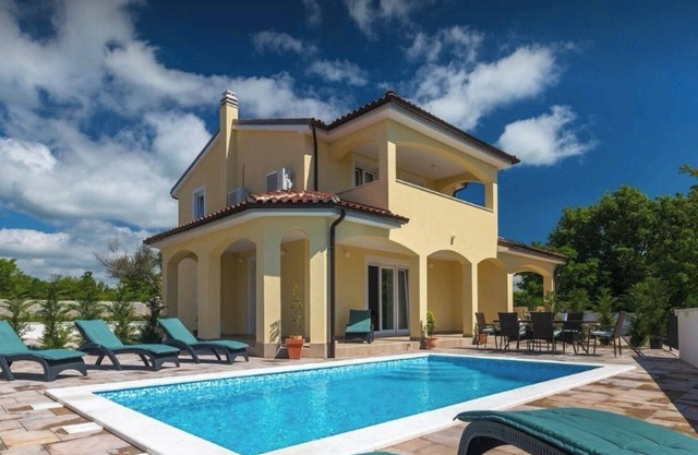 Family-friendly villa in Istria great beaches, great bays, good food