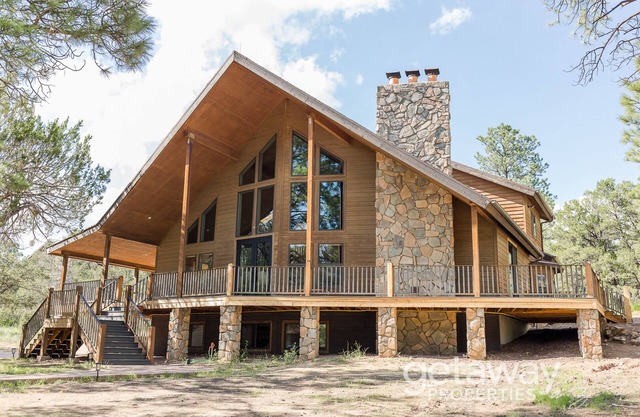 Family Getaway | Private Outdoor Living