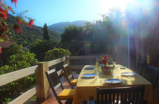 Family house with garden 200m from the beach