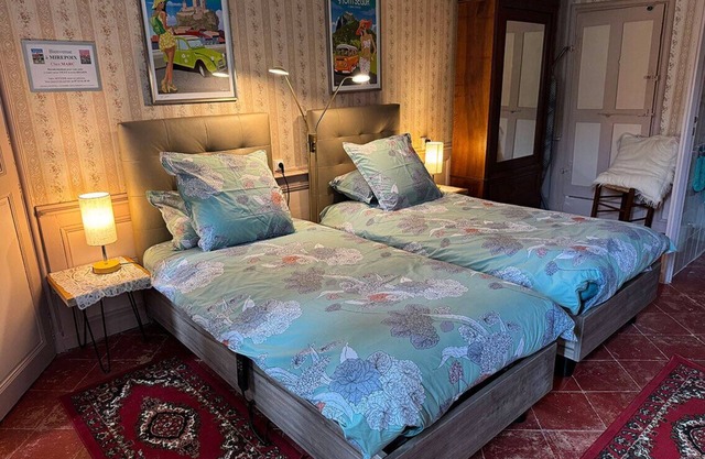 Family Housing (2 Adults + 1 Child) - Center City