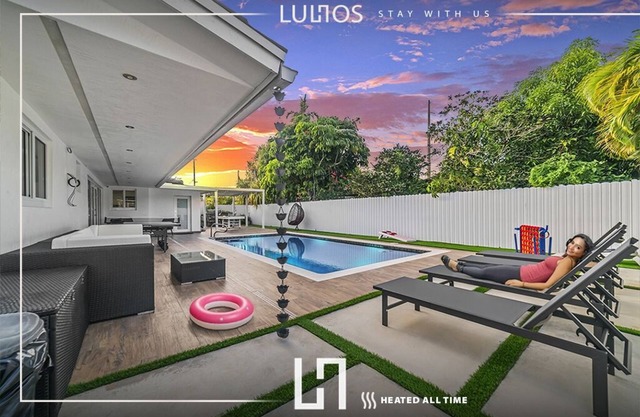 Family Retreat: Pool, Games & Private Apartment