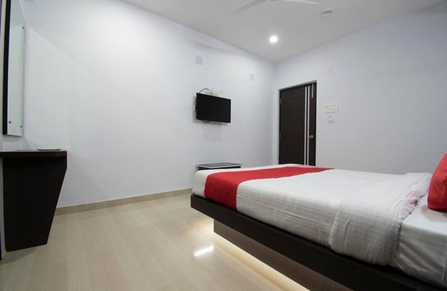 FAMILY ROOM 3-S G INTERNATIONAL