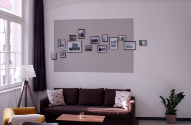 Family room-Family-Ensuite with Bath-List 22