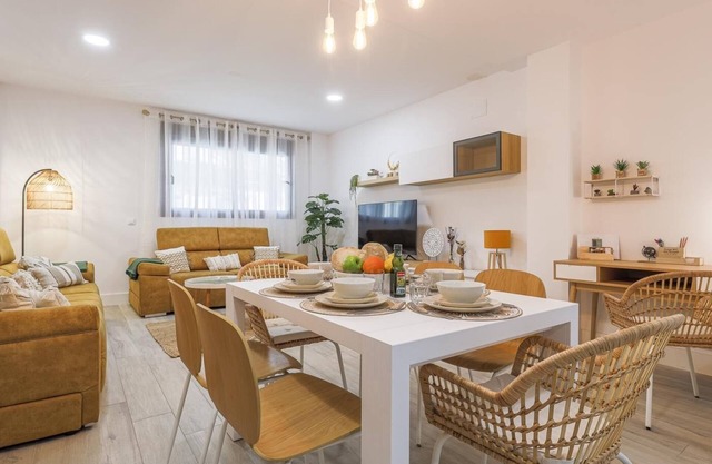 Family suit Luxe Nervión charms of Seville