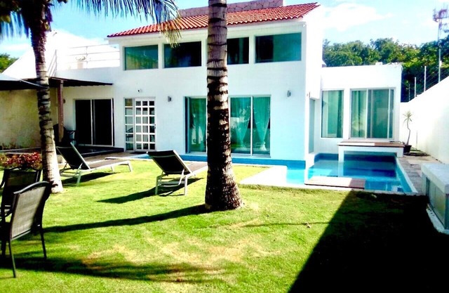 Family vacation home Seasonal discount!