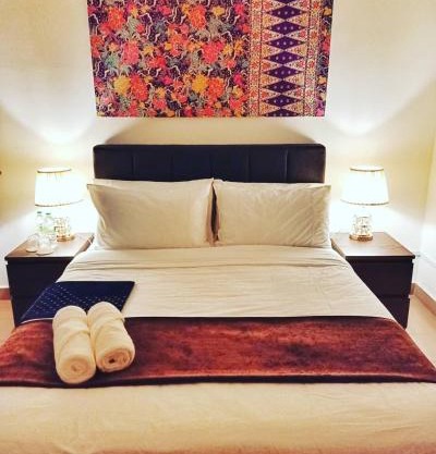 FAMISA Eastern Gold Service Apartment