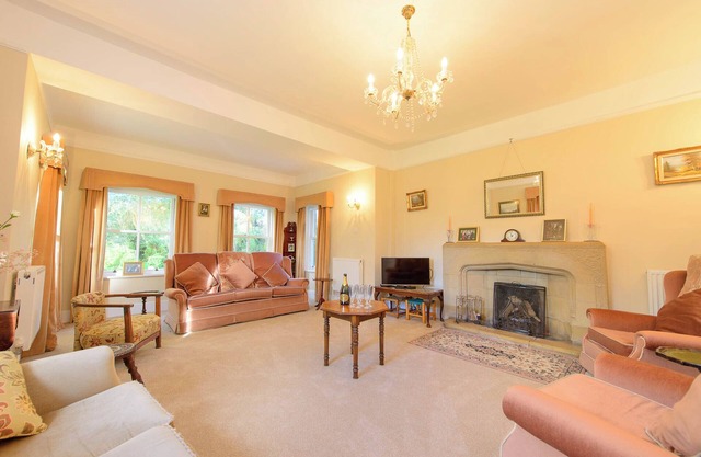 Fantastic 17th century farmhouse in stunning Dorset