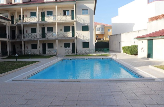 Fantastic apartment with pool access