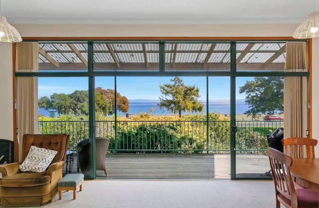 Fantastic Lake Front at 32