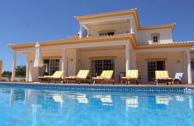 Fantastic Large Luxury Villa with Heated Pool. Available 12 - 27 July £2700 pw