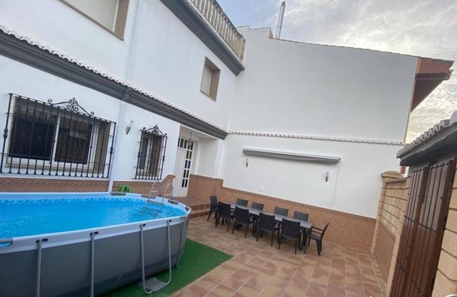 Fantastic Rural House in Montillana with swimming pool.