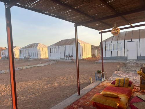 farah desert camp
