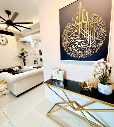 FARIDZ Homestay at Myra Saujana