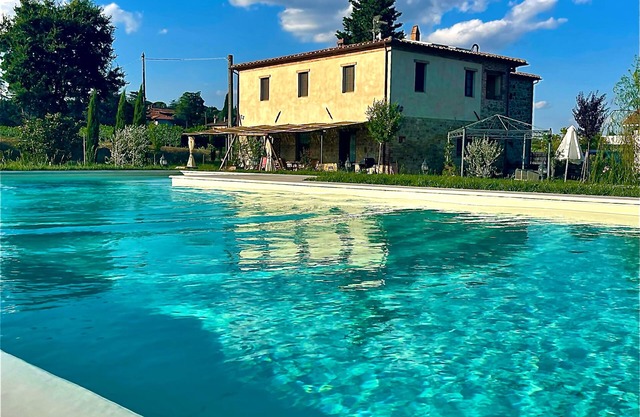 Farmhouse and pool Lake Trasimeno Perugia