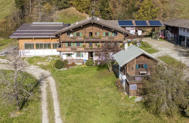 Farmhouse apartment in an idyllic location