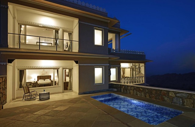 Fateh Safari Suites by Fateh Collection