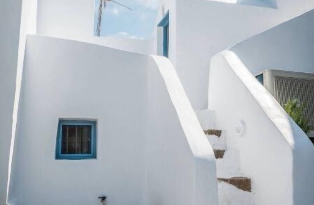 Fava Eco Suites - Master Suite with Outdoor Private Jetted Tub