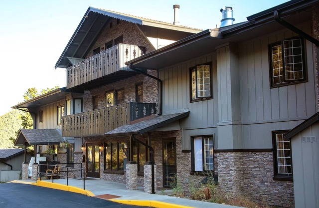 Fawn Valley Inn: 293 1 Bedroom Condo