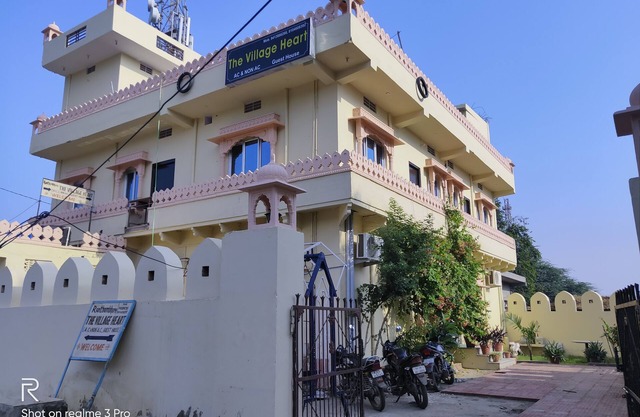 FEELING LIKE A HOME IN RANTHAMBHORE