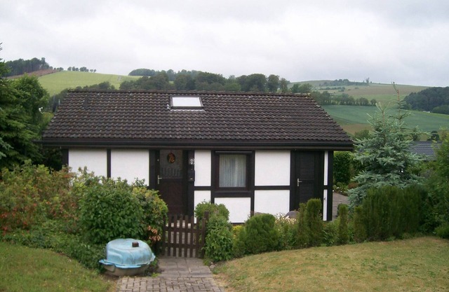 Ferienhaus am Hennesee mit Terrasse