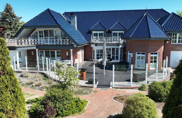 Ferienhaus für 12 Gäste mit 570m² in Rühn