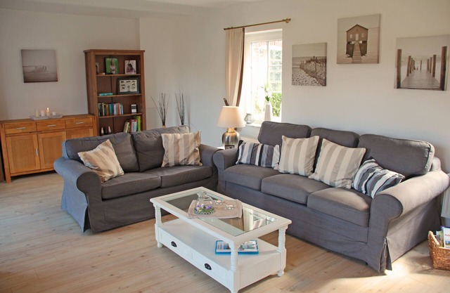 Ferienhaus für 4 Gäste mit 100m² in Ekenis