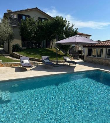 Ferienhaus Marija mit Pool