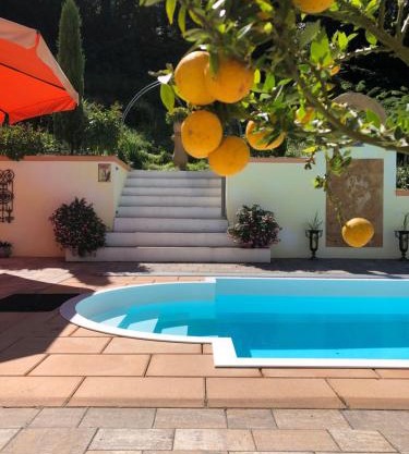 Ferienhaus mit Pool im Seußlitzer Grund