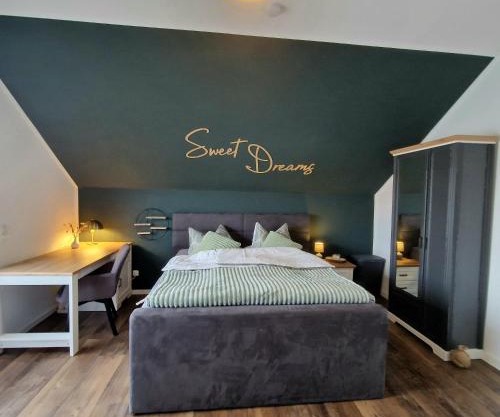 Ferienhaus SeeZeit direkt am Geiseltalsee mit Sauna und Fahrradgarage