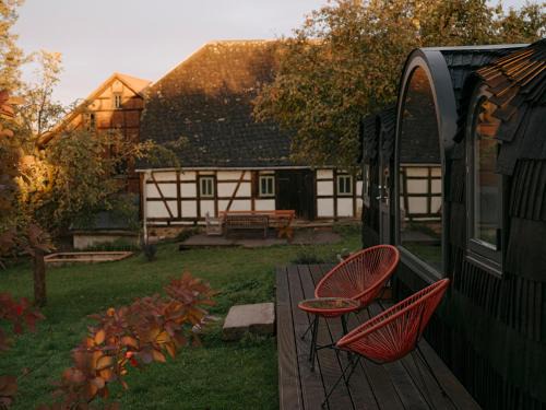 Ferienhof Stall & Sterne, Ferienwohnungen in der Scheune und Tinyhäuser