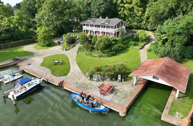 Ferienwohnung 4 - Ferienhaus am Peenestrom