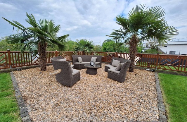 Ferienwohnung Am Rhein - Ferienwohnung mit Rheinblick