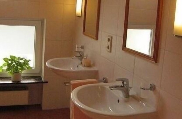 Ferienwohnung/app. für 4 Gäste mit 70m² in Bernlohe