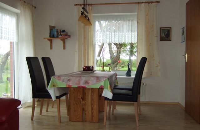 Ferienwohnung auf dem Ferienhof Nickelswarft 1 in Poppenbüll für 2-4 Personen